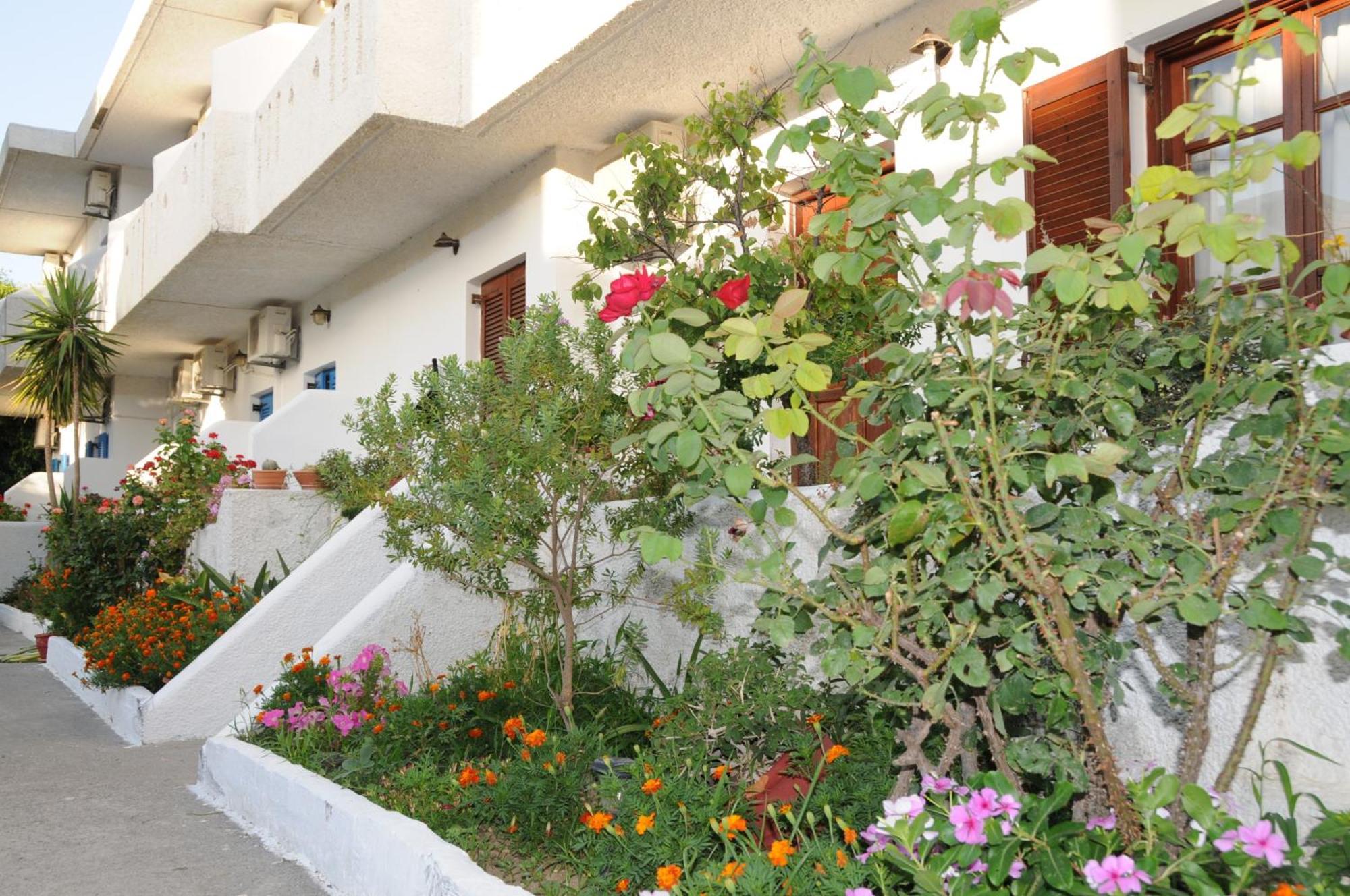 Costas & Chrysoula Aparthotel Plakiás Exterior foto