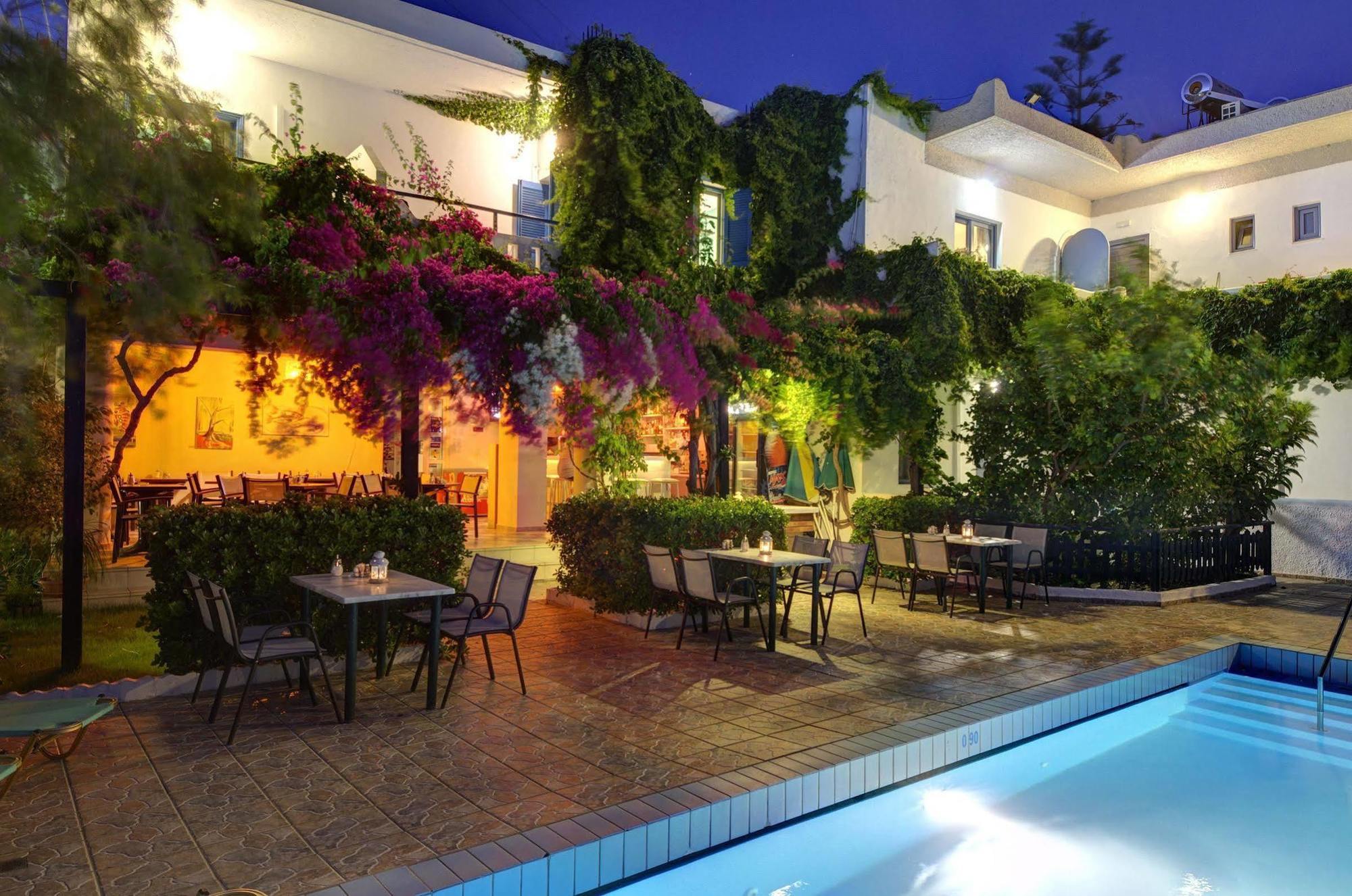 Costas & Chrysoula Aparthotel Plakiás Exterior foto